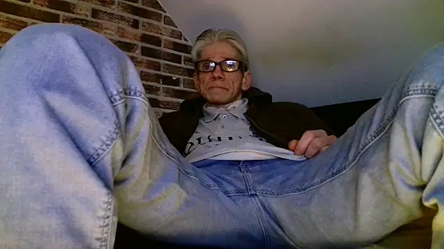 InMeinenMund online show from March 9, 2025, 3:32 am