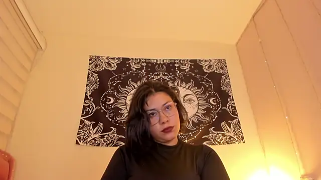 Karol karoline online show from February 2, 2025, 5:58 pm
