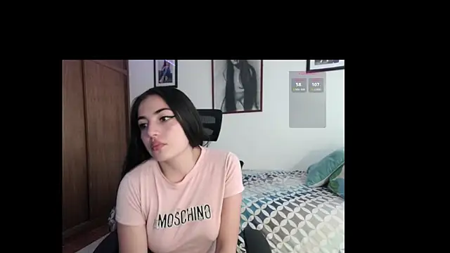 Snapshot of Honey_Aynur20 chatting on October 6, 2025, 7:14 pm Honey Aynur20 online show from October 6, 2025, 7:14 pm