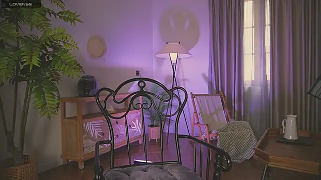 Snapshot of lanabosch chatting on October 26, 2025, 1:50 am lanabosch online show from October 26, 2025, 1:50 am