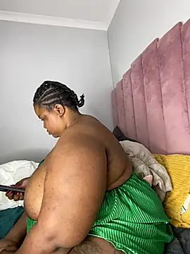 MissLola27 online show from March 13, 2025, 9:26 pm