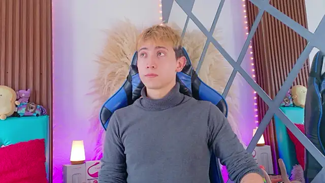 Chris Bennett online show from February 9, 2026, 4:49 pm