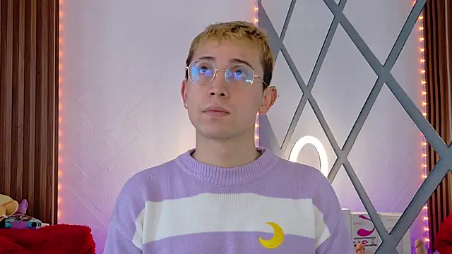 Chris Bennett online show from November 7, 2025, 12:53 pm