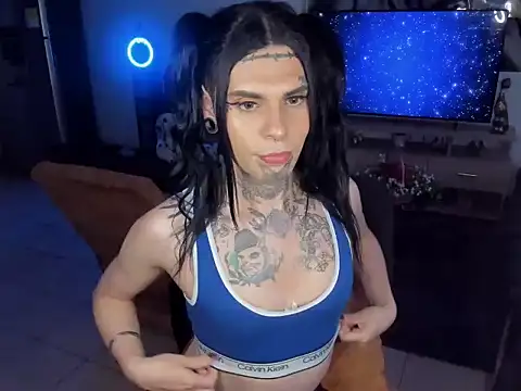 herreraisa official online show from March 5, 2026, 10:59 pm