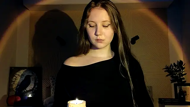 Snapshot of Elizavetta_Miller chatting on October 28, 2025, 2:38 pm Elizavetta Miller online show from October 28, 2025, 2:38 pm