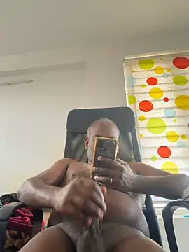 Snapshot of strongguyindia chatting on March 2, 2026, 6:58 am strongguyindia online show from March 2, 2026, 6:58 am