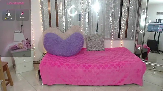 mijal queen online show from January 31, 2025, 2:26 am
