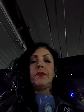 Snapshot of mijal_queen chatting on October 19, 2025, 1:41 am mijal queen online show from October 19, 2025, 1:41 am