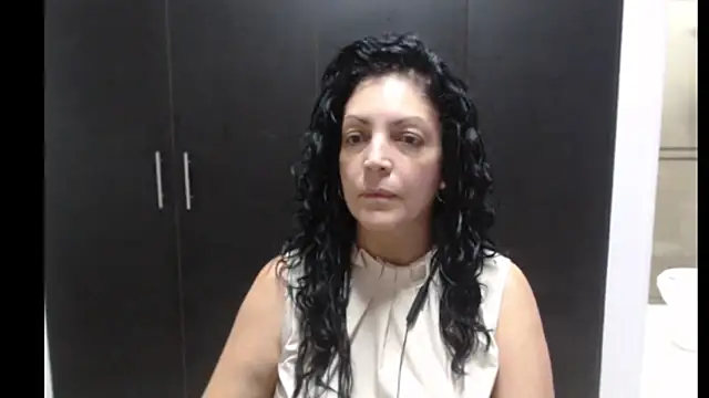 Snapshot of mijal_queen chatting on September 17, 2025, 3:08 am mijal queen online show from September 17, 2025, 3:08 am