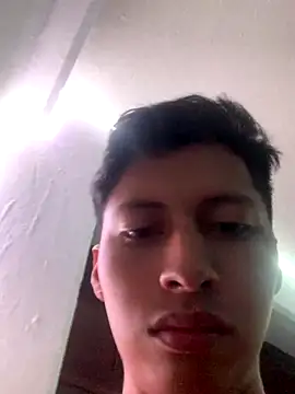 Snapshot of marco000c chatting on November 8, 2025, 1:03 pm marco000c online show from November 8, 2025, 1:03 pm