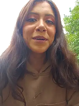 Snapshot of DORYY chatting on October 9, 2025, 9:37 pm DORYY online show from October 9, 2025, 9:37 pm