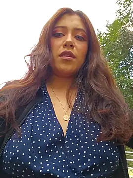 Snapshot of DORYY chatting on October 4, 2025, 9:16 pm DORYY online show from October 4, 2025, 9:16 pm