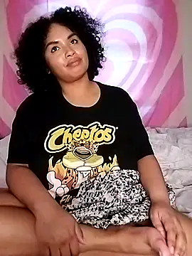 Snapshot of TasteeKitty chatting on February 22, 2025, 11:46 pm TasteeKitty online show from February 22, 2025, 11:46 pm