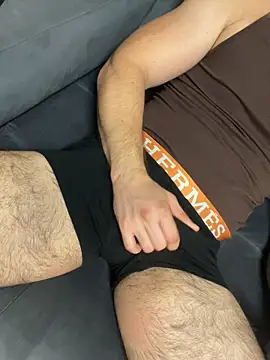 Snapshot of bestofsex99 chatting on October 16, 2025, 5:43 pm bestofsex99 online show from October 16, 2025, 5:43 pm