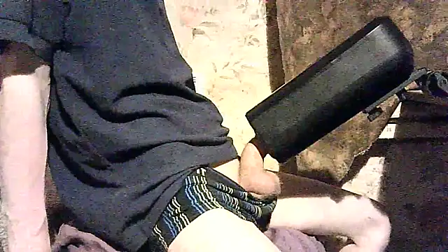 Snapshot of Babi_Kisi chatting on December 17, 2024, 3:06 pm Babi Kisi online show from December 17, 2024, 3:06 pm