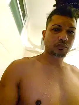 tropikboy online show from February 11, 2025, 9:52 am