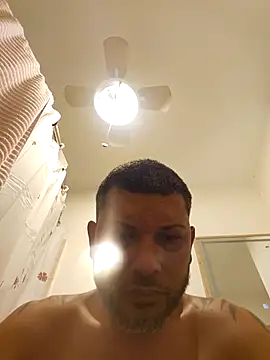 tropikboy online show from April 21, 2026, 9:38 am