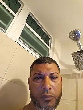 tropikboy online show from April 14, 2026, 9:58 am