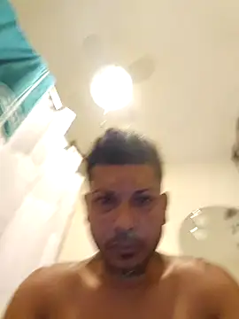 tropikboy online show from February 18, 2025, 9:43 am