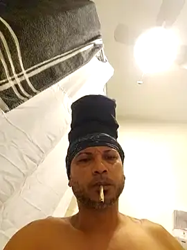 tropikboy online show from February 28, 2025, 9:58 am