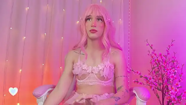 Snapshot of rosseblondee chatting on October 17, 2025, 12:25 am rosseblondee online show from October 17, 2025, 12:25 am