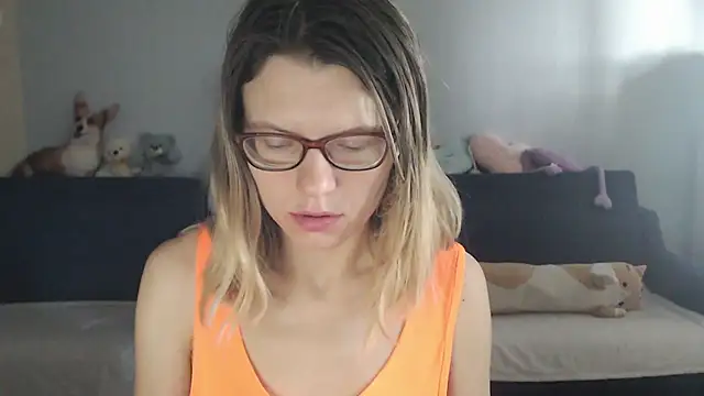 night is dark online show from October 10, 2025, 12:28 pm