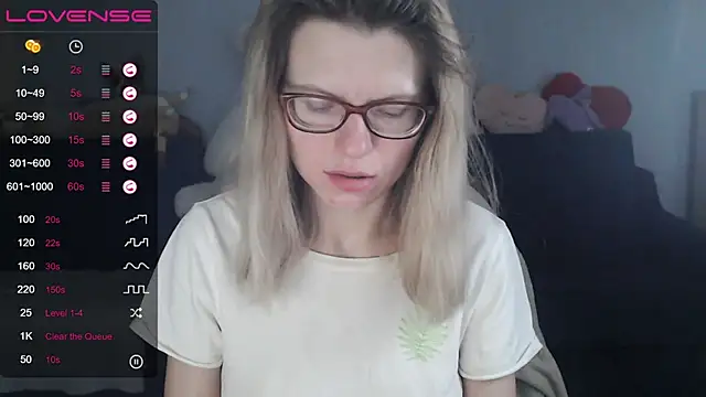 night is dark online show from February 20, 2025, 9:53 pm