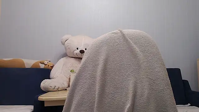 night is dark online show from November 14, 2025, 2:54 pm