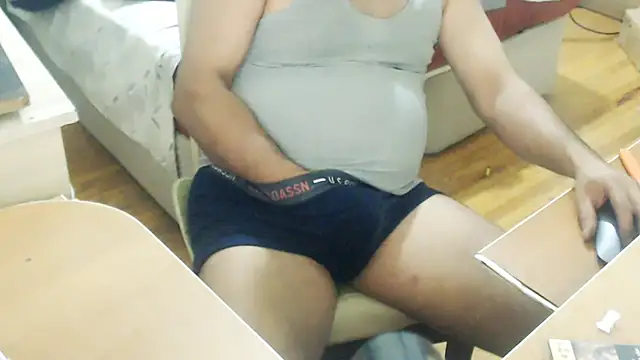 LiONTURK online show from October 1, 2025, 9:51 pm