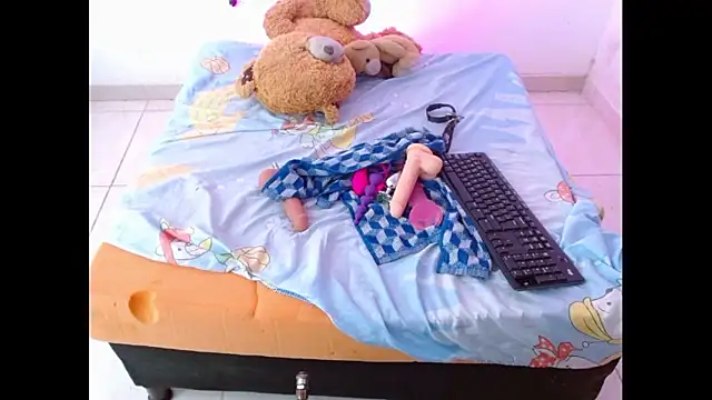 Snapshot of keyklin1 chatting on January 9, 2026, 12:45 pm keyklin1 online show from January 9, 2026, 12:45 pm