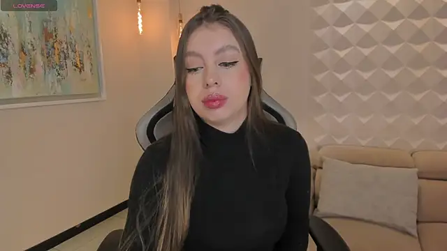 EllaClark online show from October 4, 2025, 6:31 pm