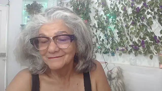 FunnyGrandma online show from December 13, 2024, 8:47 pm