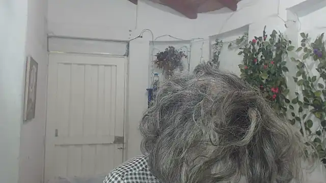 FunnyGrandma online show from February 19, 2025, 1:29 am