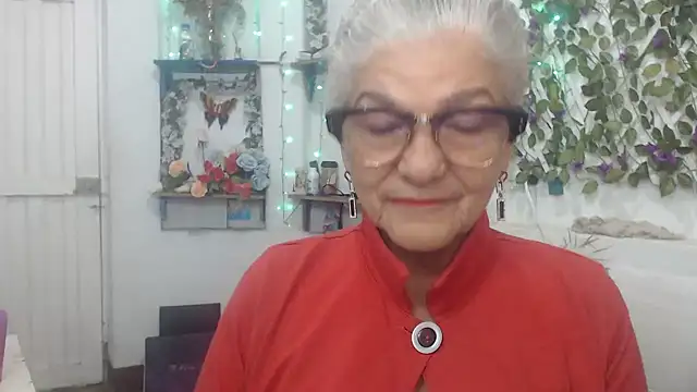 FunnyGrandma online show from December 17, 2024, 11:59 pm