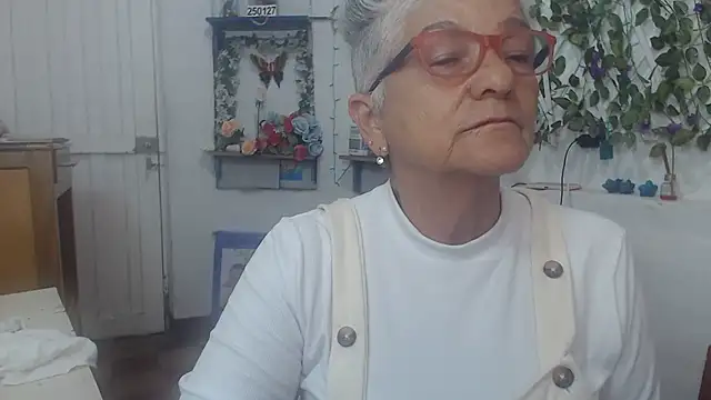 FunnyGrandma online show from February 13, 2025, 1:19 am