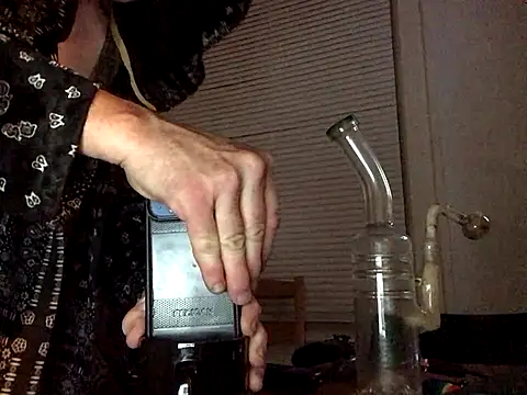 Jcharlesnew69xh online show from September 12, 2025, 3:06 am