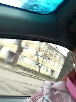 Model9798 online show from February 7, 2025, 9:58 am