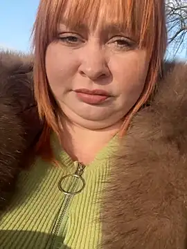 Model9798 online show from January 17, 2026, 10:52 am