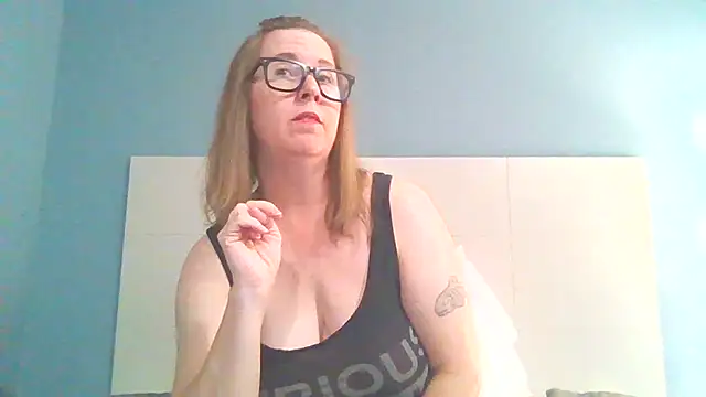 SweetandNaughty1 online show from December 10, 2024, 9:00 pm
