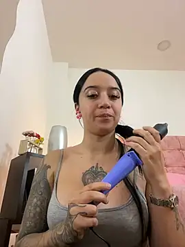 EmmyEvans1 online show from February 2, 2025, 7:57 pm