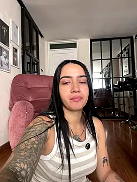 Snapshot of EmmyEvans1 chatting on September 29, 2025, 7:41 pm EmmyEvans1 online show from September 29, 2025, 7:41 pm