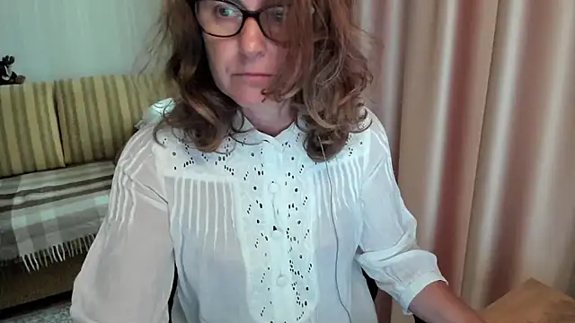 lauraoven online show from July 3, 2026, 10:00 am