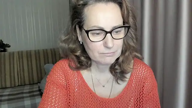 lauraoven online show from February 2, 2025, 9:29 am