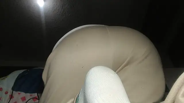 Snapshot of prettyangelsquirt chatting on October 16, 2025, 10:40 pm prettyangelsquirt online show from October 16, 2025, 10:40 pm