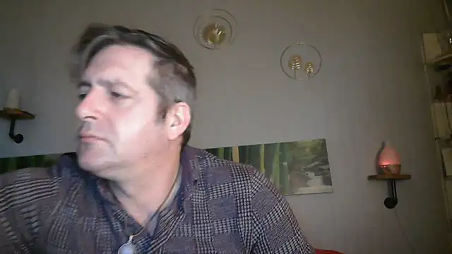 Snapshot of matrikes1 chatting on January 25, 2025, 2:36 pm matrikes1 online show from January 25, 2025, 2:36 pm