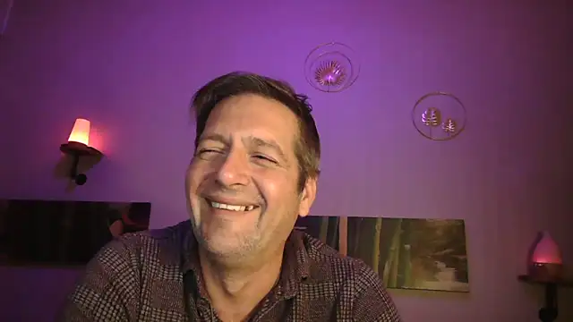 Snapshot of matrikes1 chatting on January 24, 2025, 8:11 pm matrikes1 online show from January 24, 2025, 8:11 pm