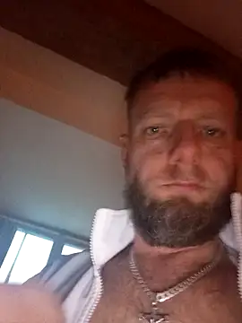 Kw8585kw online show from November 23, 2025, 6:40 pm