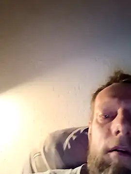 Kw8585kw online show from March 21, 2026, 4:57 am