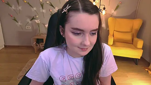 CloudGrace online show from April 18, 2026, 6:21 pm