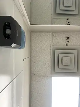 Snapshot of danieldonte chatting on November 15, 2025, 5:39 pm danieldonte online show from November 15, 2025, 5:39 pm